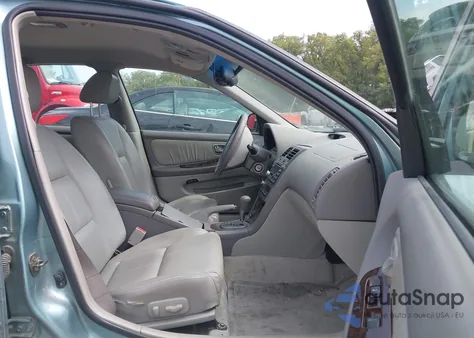 2002 Nissan Maxima Gle z USA, uszkodzony, nr VIN JN1DA31D12T416130